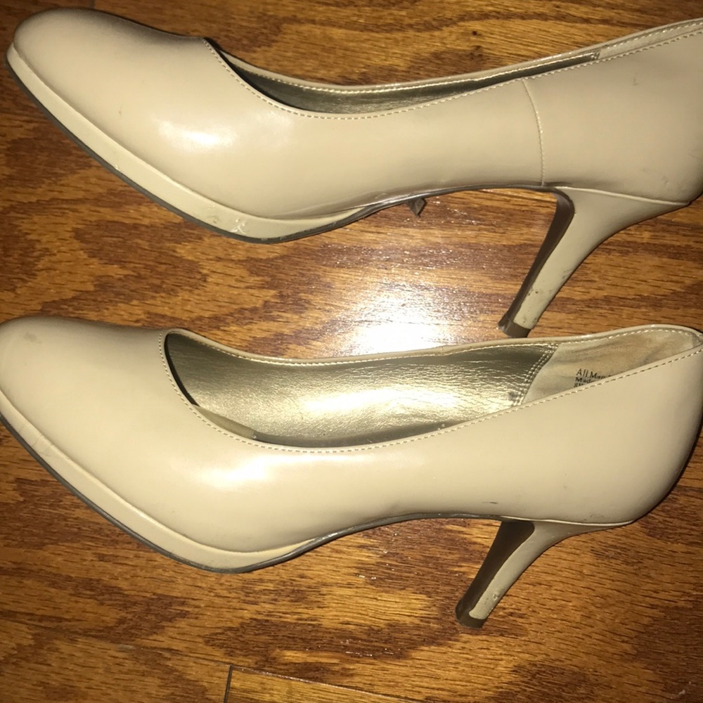 Kellie and Kate heels